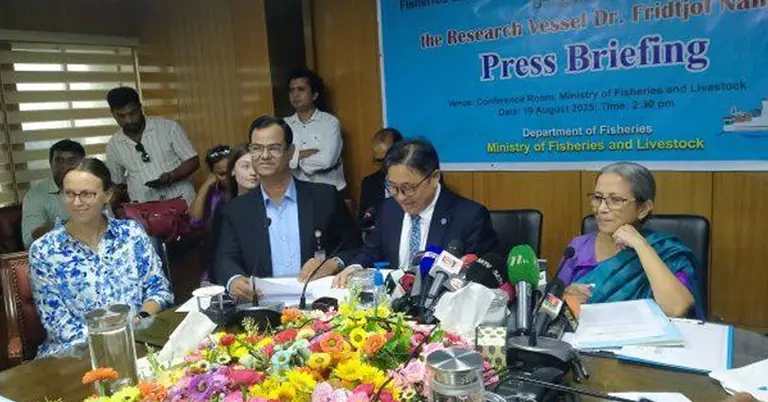 সচিবালয়ে সংবাদ সম্মেলনে উপদেষ্টা ফরিদা আখতার